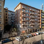 958 Flat-*Charming Apartment*